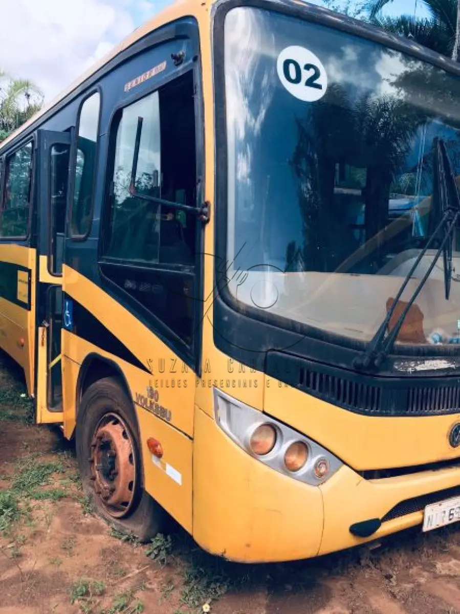 LOTE 012 - VW/ 15.190, Ônibus escolar, cor amarela, placa NIR-6937, a diesel, ano fab/mod. 2010, chassi 9532882WXAR039379, Renavam 312258771. (Transferência por Declaração - S/CRV). DPVAT R$ 8,08
