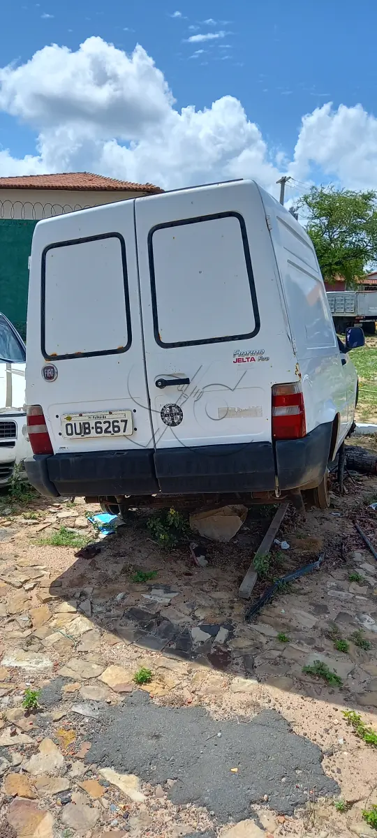 LOTE 014 - FIAT FIORINO