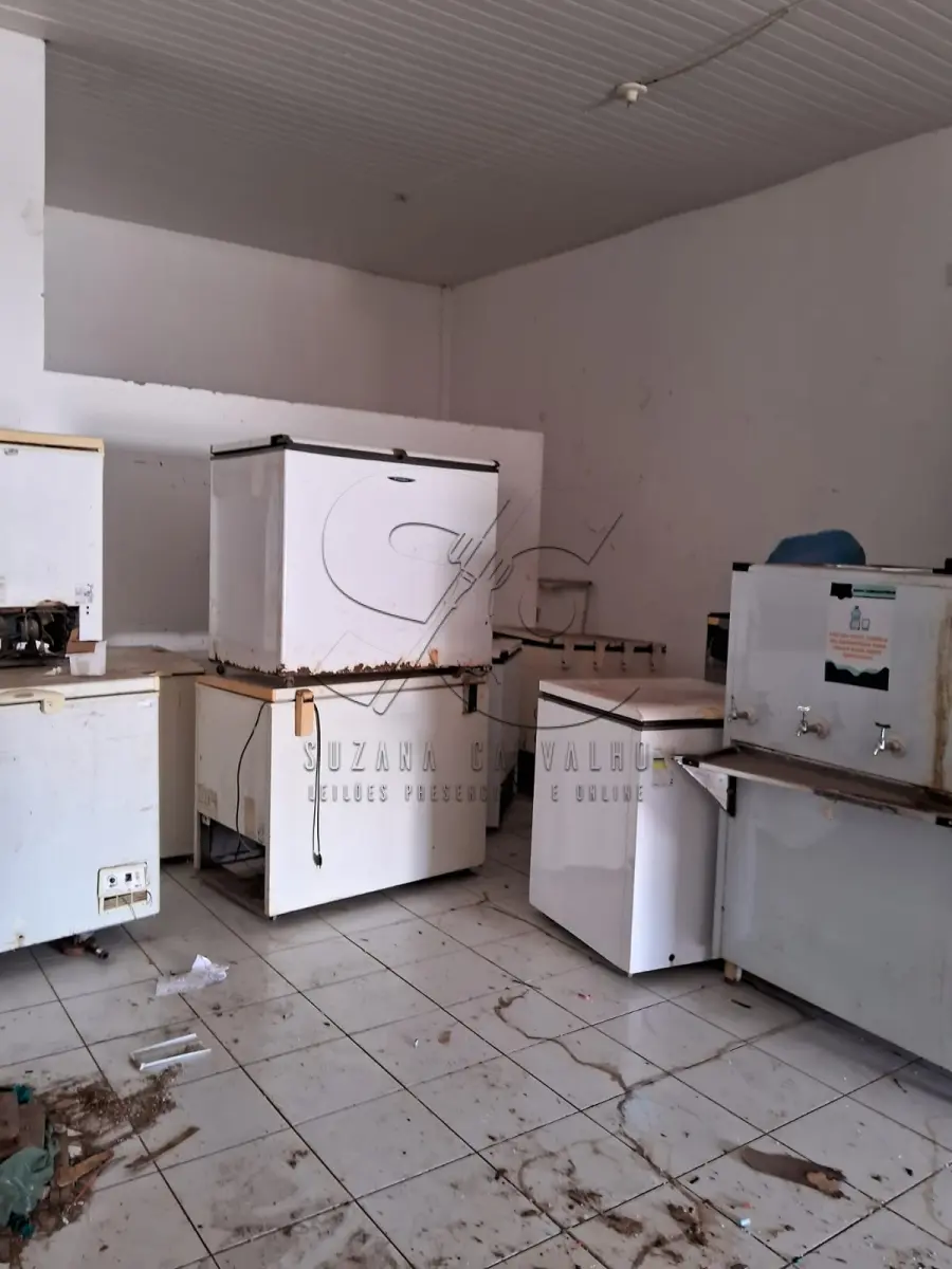 LOTE 009 -  MOBILIÁRIOS