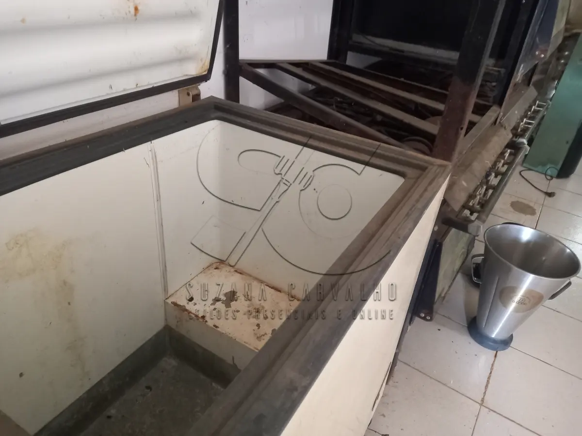 LOTE 001 - SUCATAS MOBILIÁRIOS