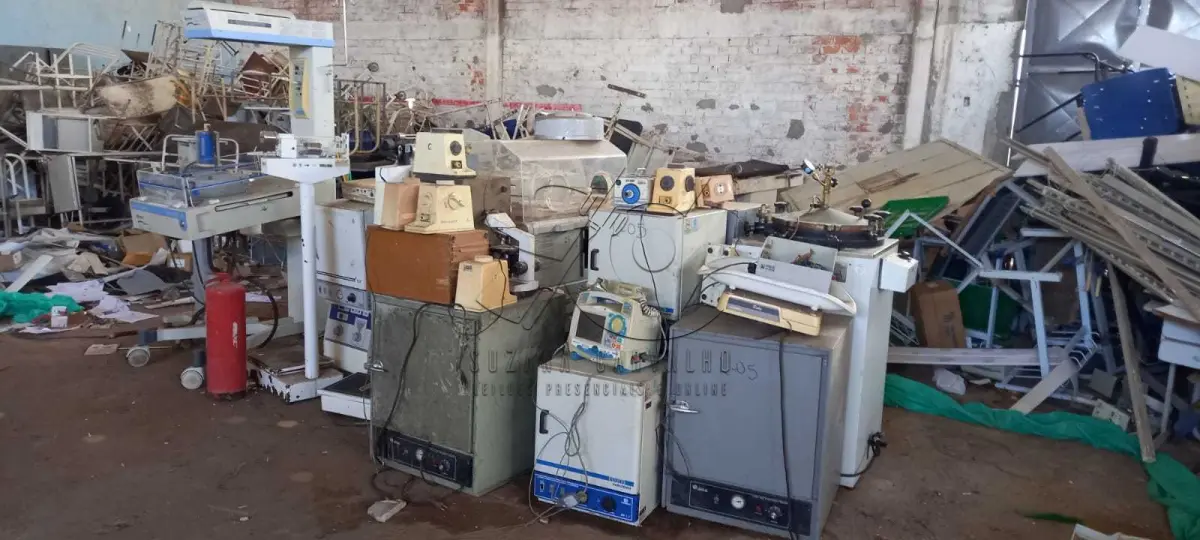 LOTE 005 - SUCATAS MATERIAL HOSPITALAR