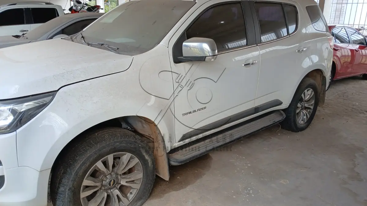 LOTE 001 - VEÍCULO CHEVROLET