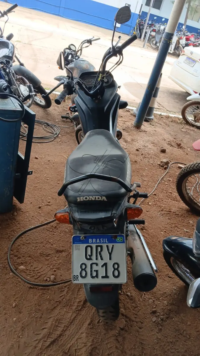 LOTE 002 - MOTO HONDA 