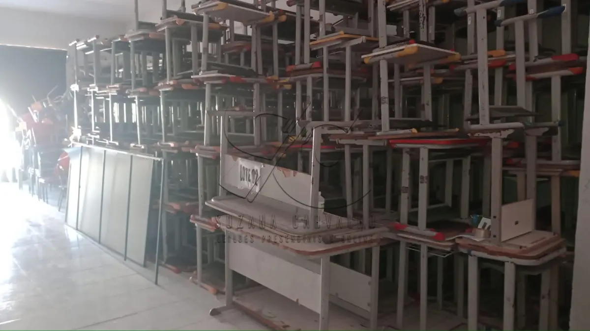 LOTE 002 - MATERIAIS DIVERSOS