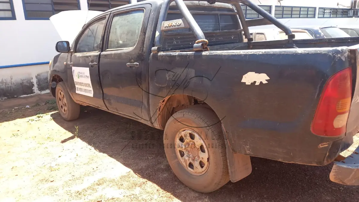 LOTE 011 - TOYOTA/HILLUX