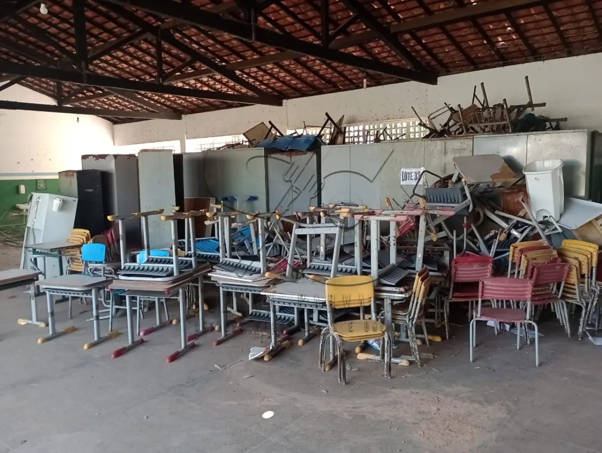 LOTE 033 - MATERIAIS DIVERSOS