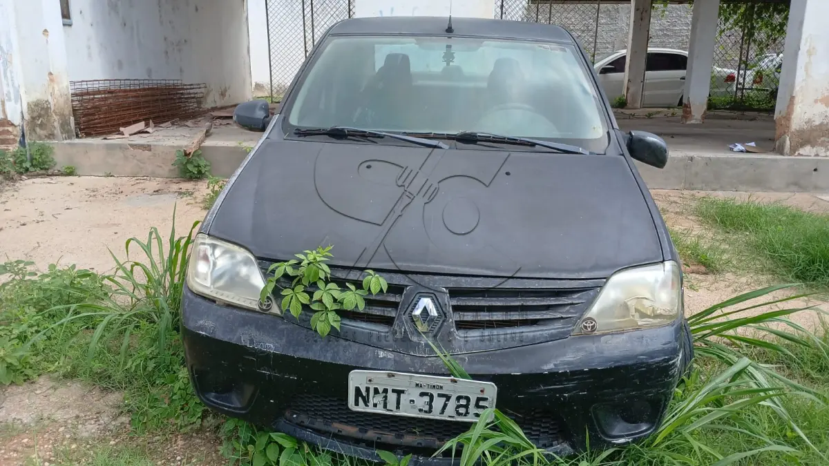 LOTE 001 - VEÍCULO RENAULT