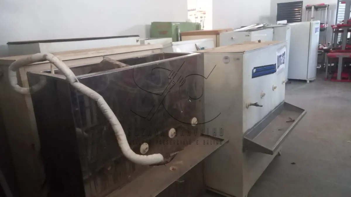 LOTE 023 - MATERIAIS DIVERSOS