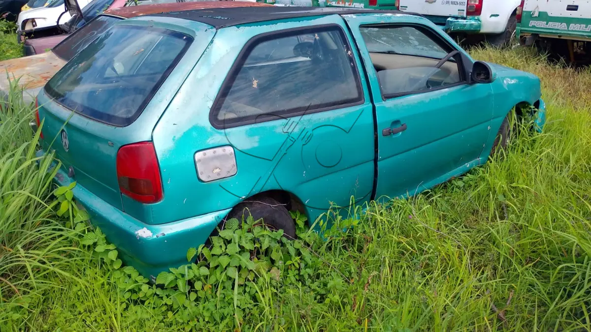 LOTE 002 - SUCATA VW