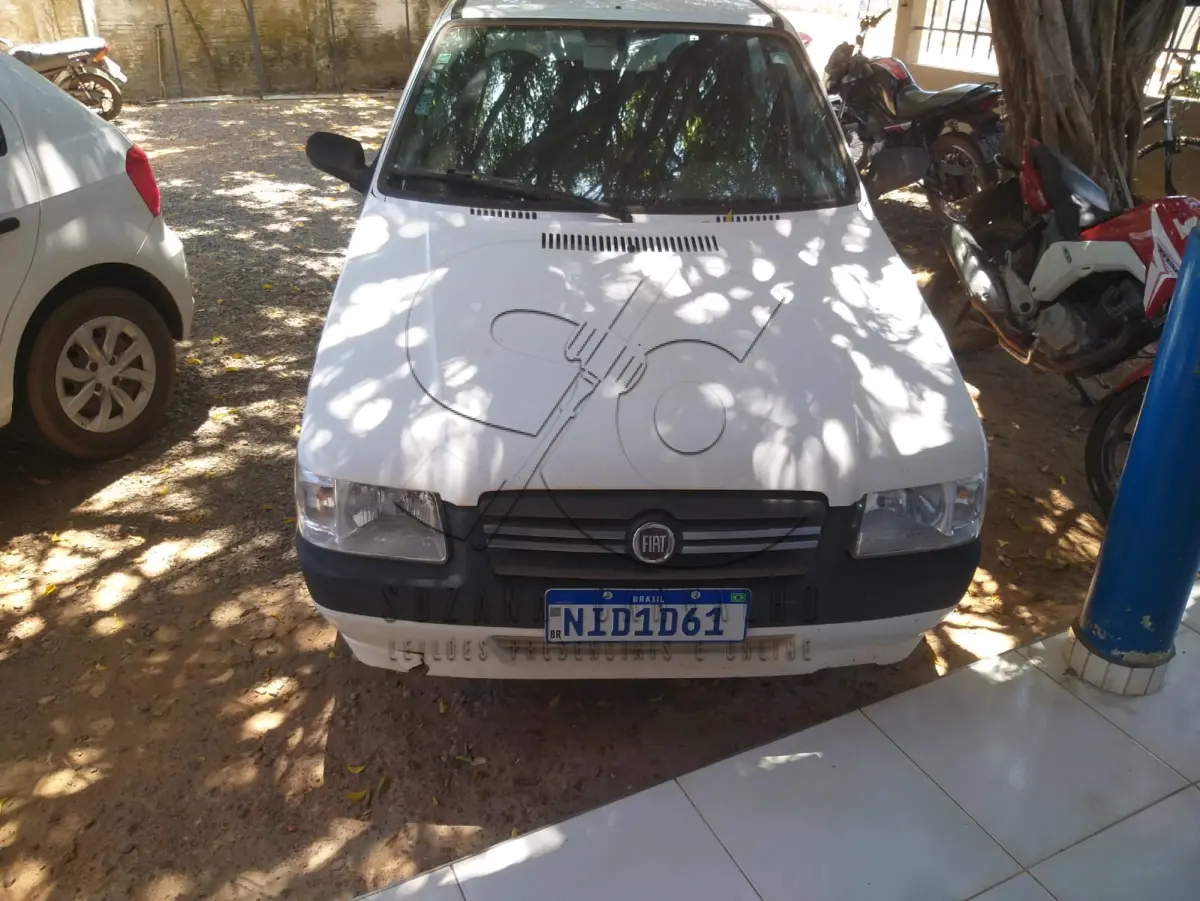 LOTE 016 - FIAT UNO