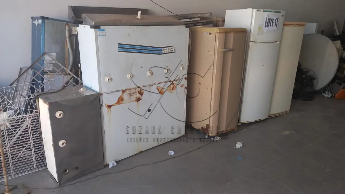 LOTE 017 - MATERIAIS DIVERSOS