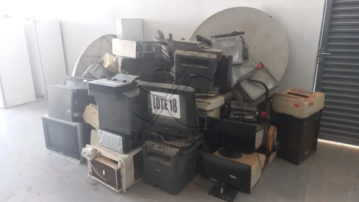 LOTE 018 - MATERIAIS DIVERSOS