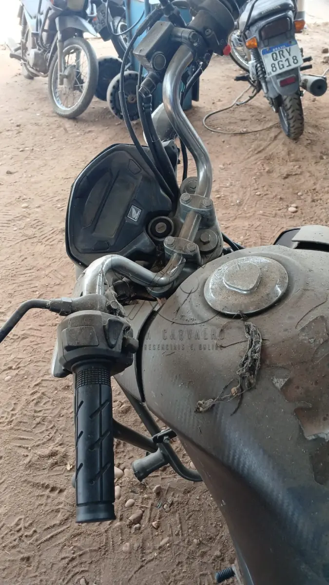 LOTE 003 - MOTO HONDA