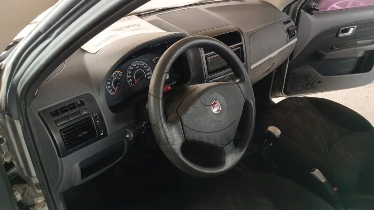 LOTE 003 - VEÍCULO FIAT