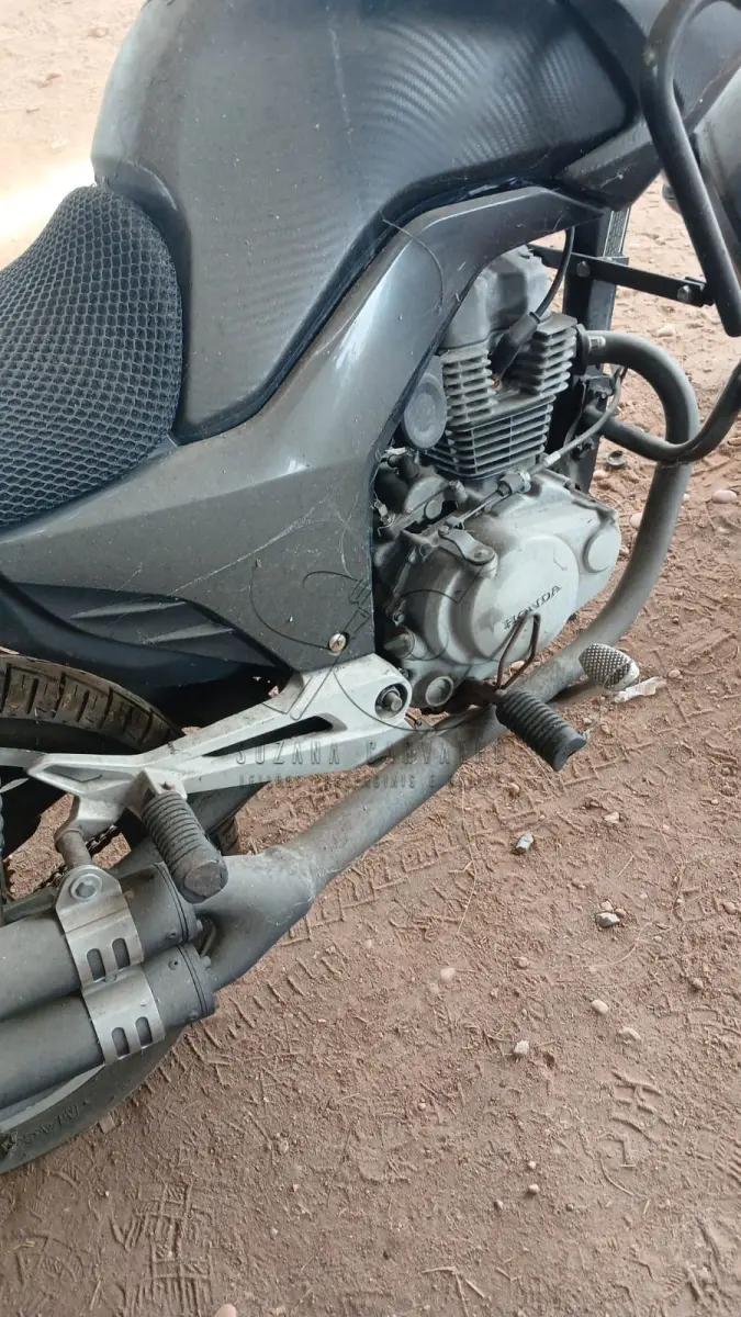 LOTE 003 - MOTO HONDA