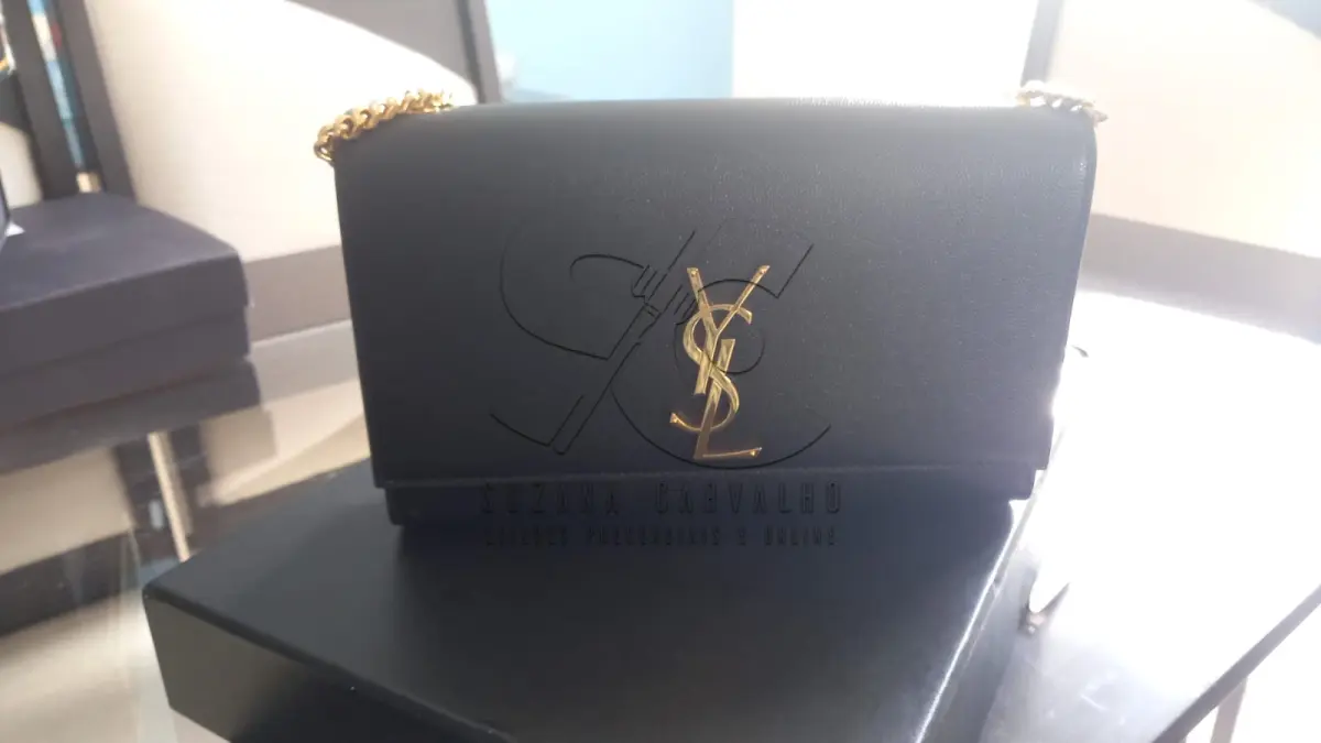 LOTE 002 - BOLSA/SANDÁLIA S.LAURENT ORIGINAIS