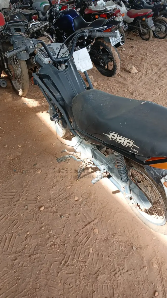 LOTE 004 - MOTO HONDA