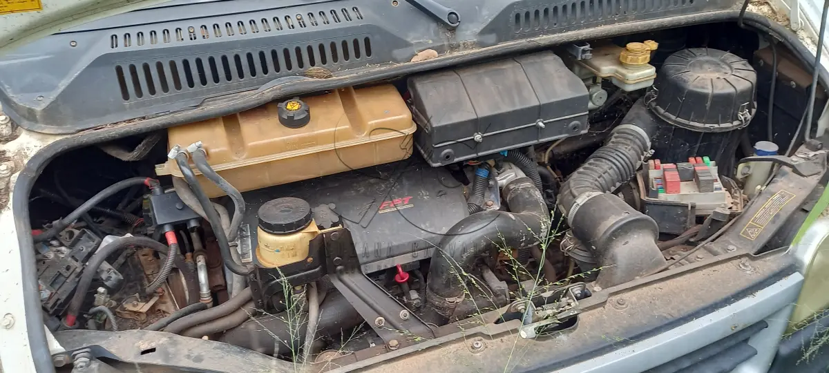 LOTE 025 - CAMIONETA AMBULÂNCIA FIAT