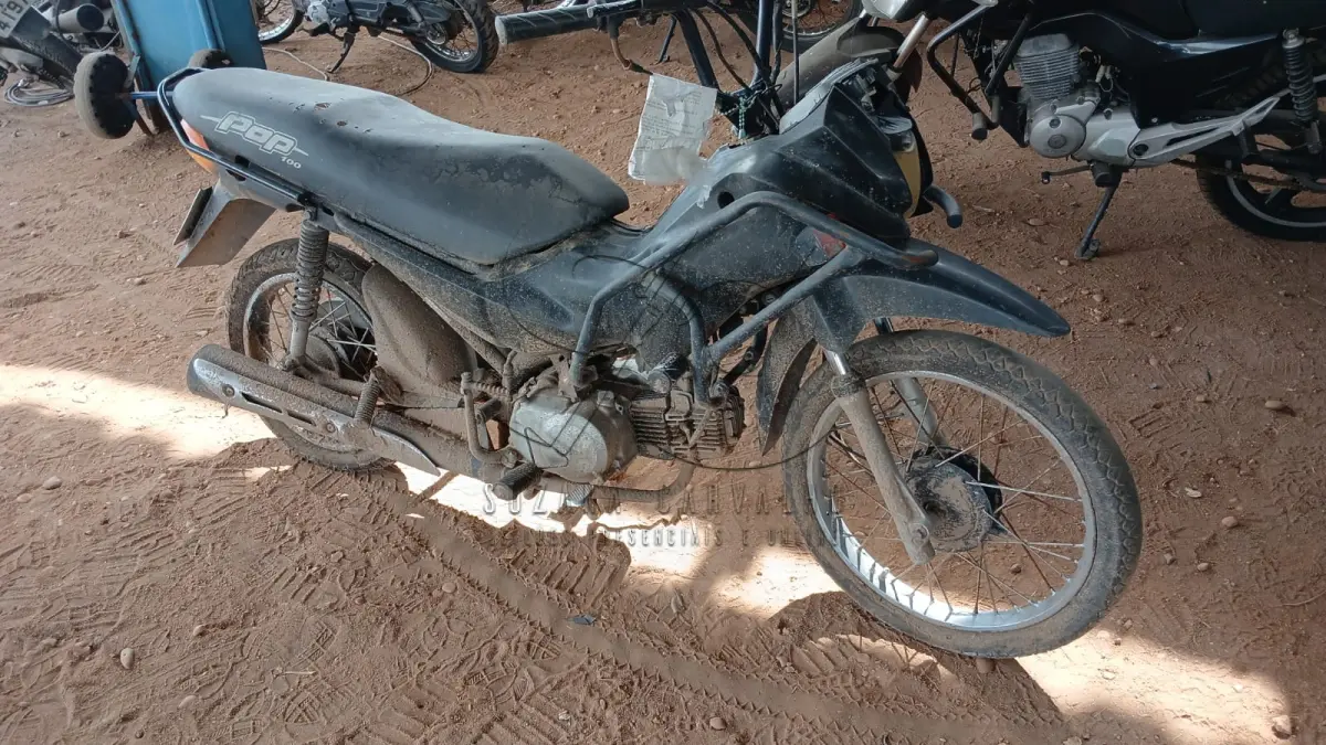 LOTE 004 - MOTO HONDA