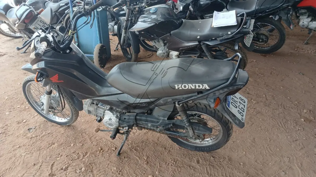 LOTE 002 - MOTO HONDA 