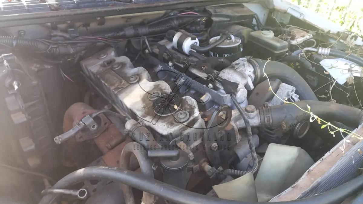 LOTE 030 - CAMIONETA AMBULÂNCIA GM