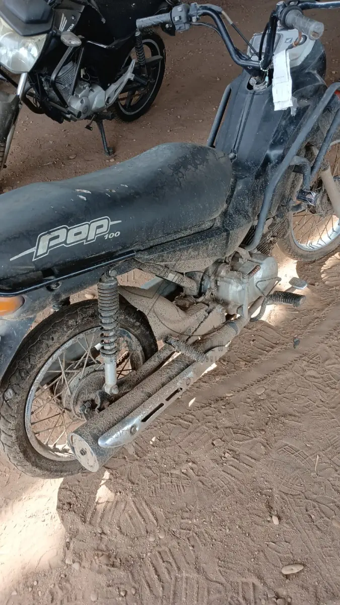 LOTE 004 - MOTO HONDA