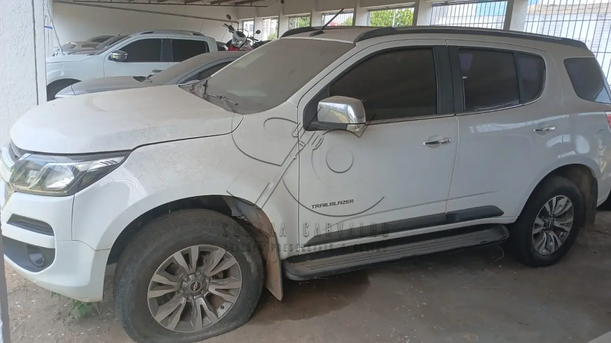 LOTE 001 - VEÍCULO CHEVROLET