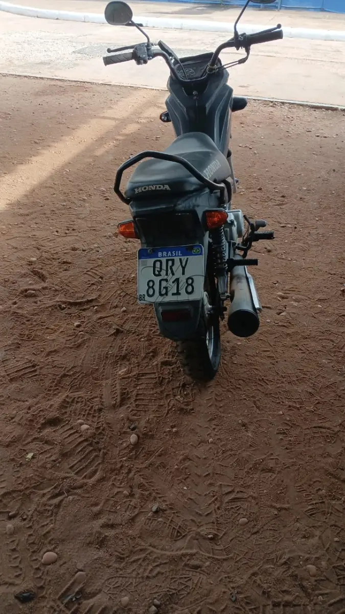 LOTE 002 - MOTO HONDA 