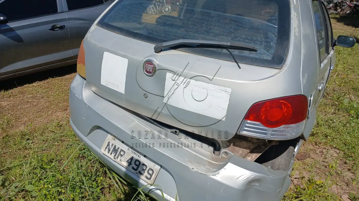 LOTE 005 - SUCATA FIAT PÁLIO