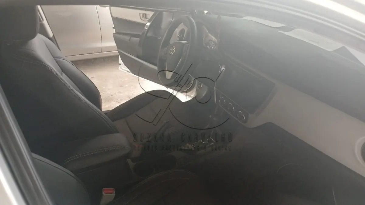 LOTE 001 - SUSPENSO POR DECISÃO JUDICIAL TOYOTA COROLLA