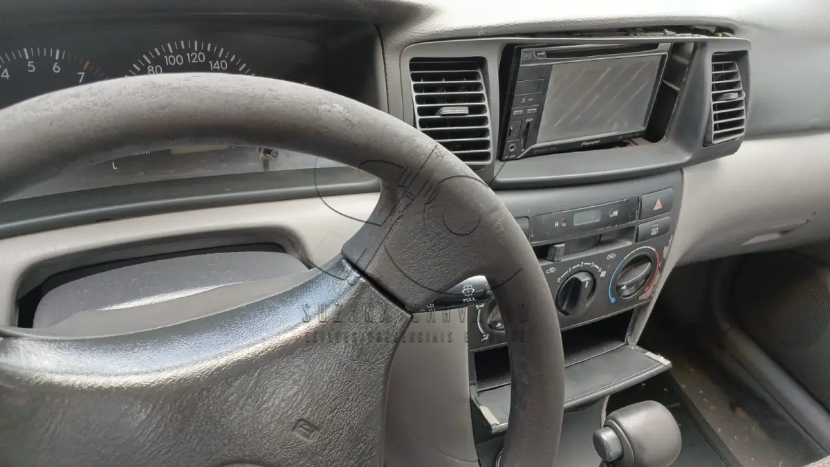 LOTE 002 - TOYOTA COROLLA