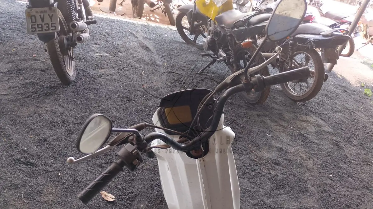 LOTE 007 - HONDA CG POP 100 2014/2015