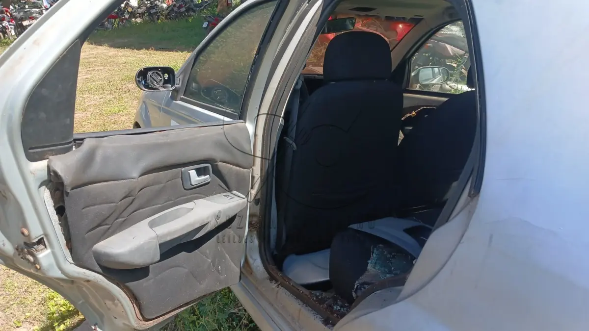 LOTE 005 - SUCATA FIAT PÁLIO