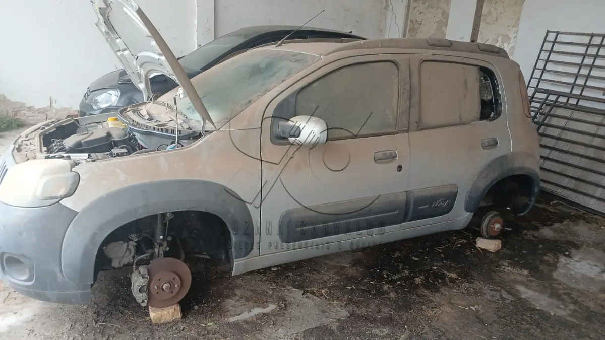 LOTE 002 - FIAT UNO WAY