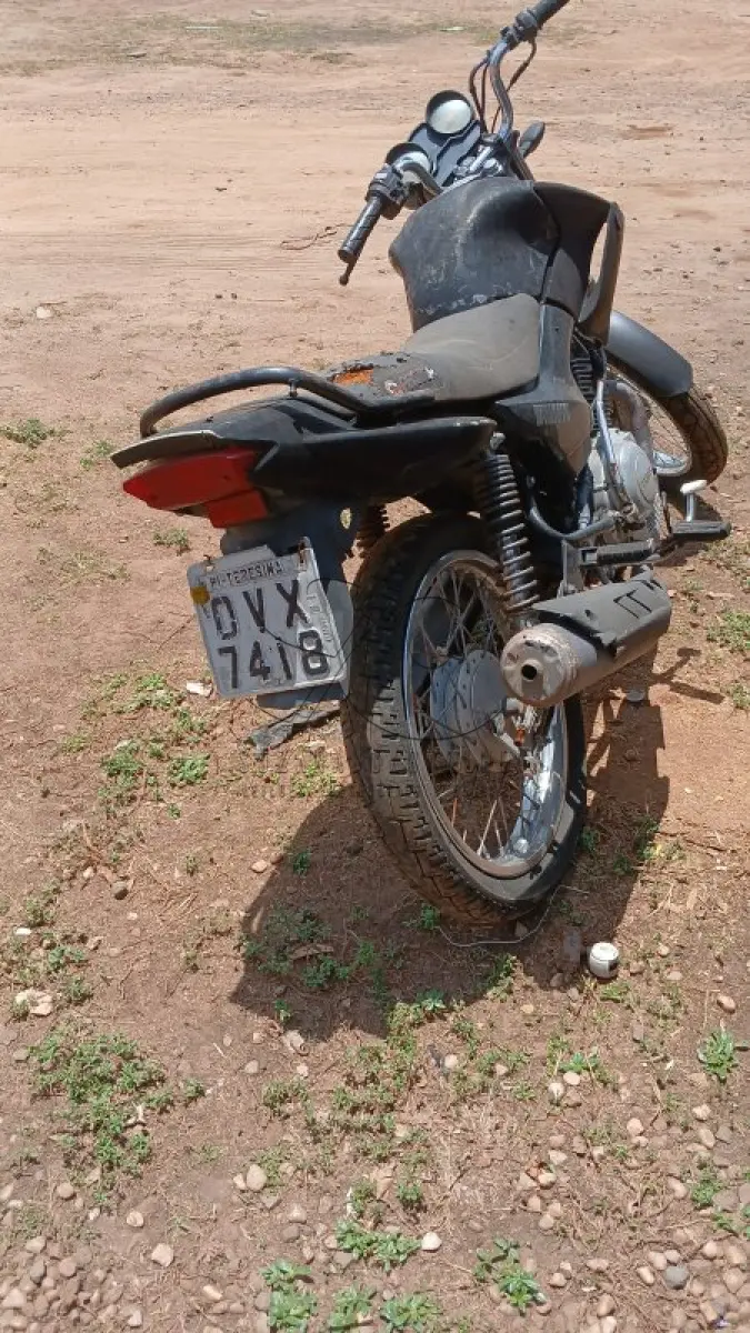 LOTE 005 - YAMAHA YBR 125 2013/2014