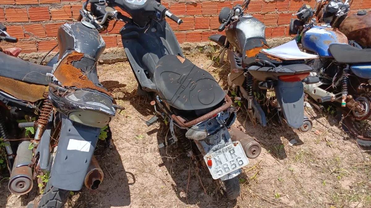 LOTE 007 - SUCATA YAMAHA T115 EM PARNAÍBA