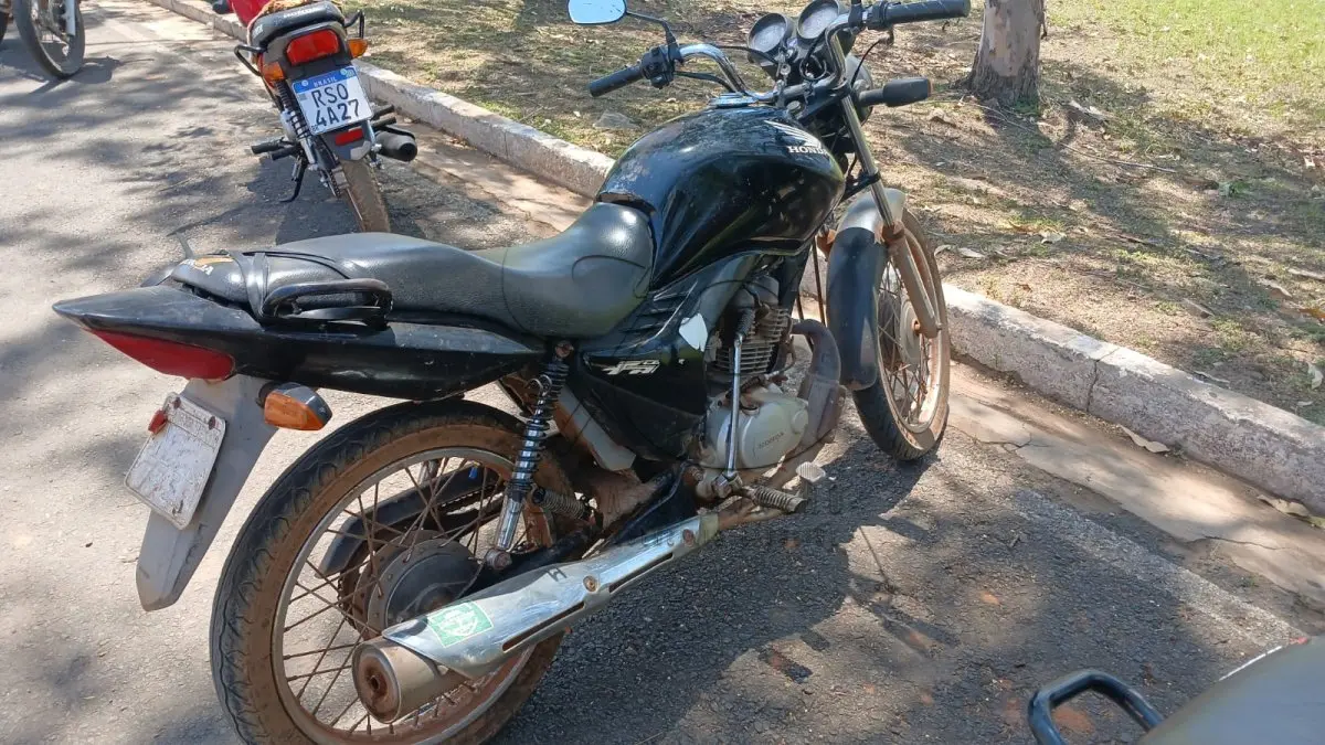 LOTE 002 - HONDA/CG 125 FAN KS NIK7755