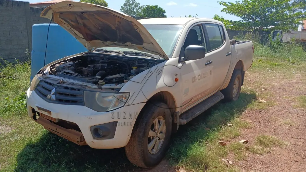 LOTE 003 - MMC/L200 PIM5806