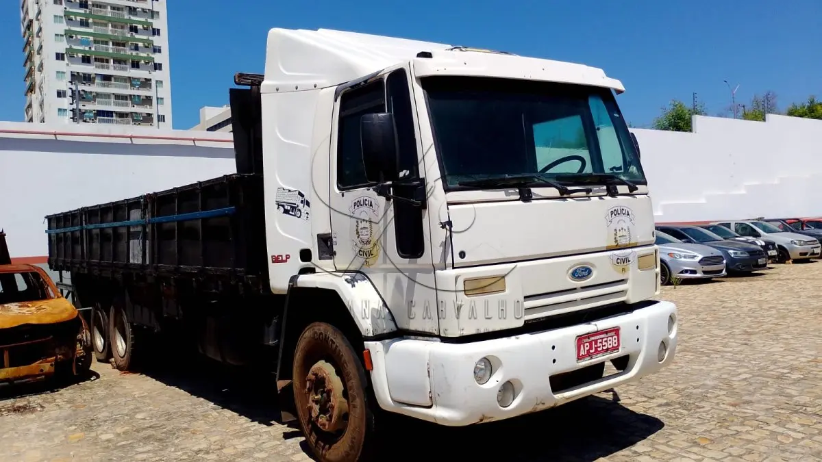 LOTE 015 - FORD CARGO 2422 BELP SL 2009