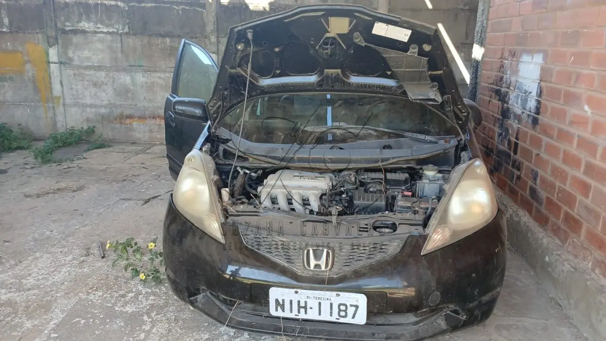 LOTE 003 - SUCATA HONDA FIT LX FLEX