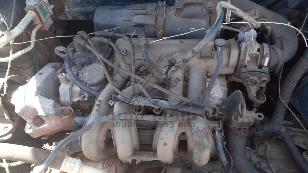 LOTE 002 - SUCATA RENAULT CLIO EM PARNAÍBA