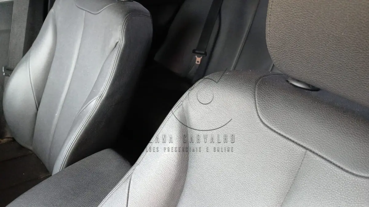 LOTE 008 - I BMW 320I ACTIVE FLEX