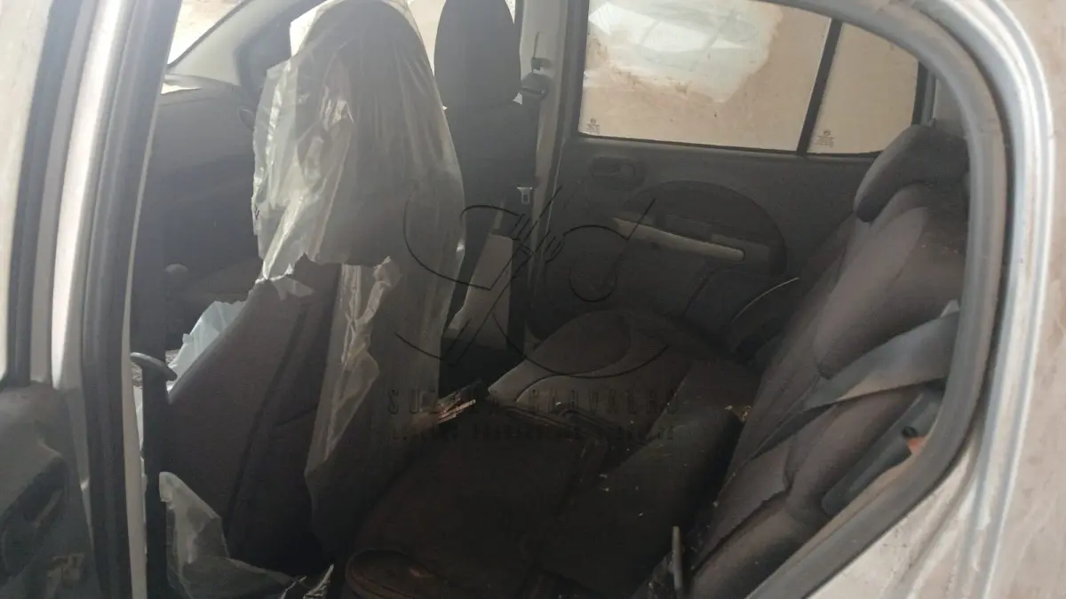 LOTE 002 - FIAT UNO WAY