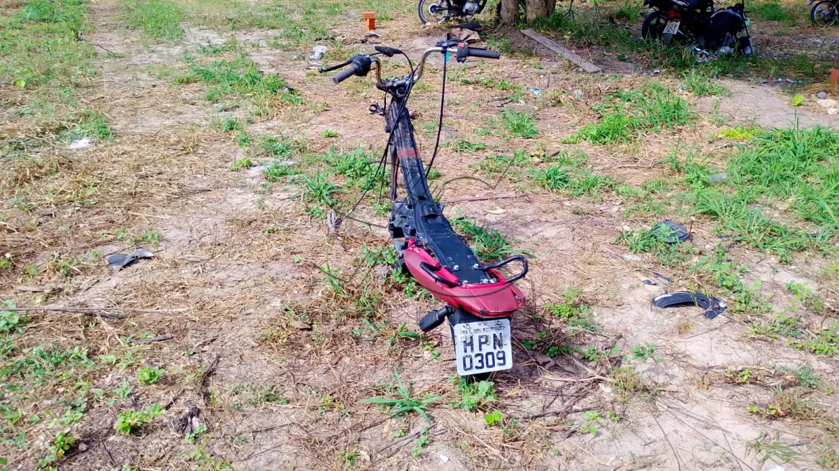 LOTE 008 - SUCATA HONDA CG 125