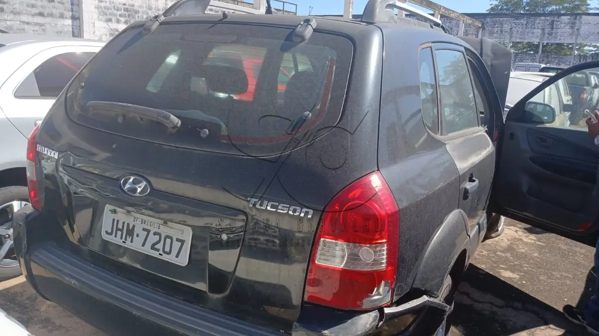 LOTE 002 - HYUNDAI TUCSON 2008
