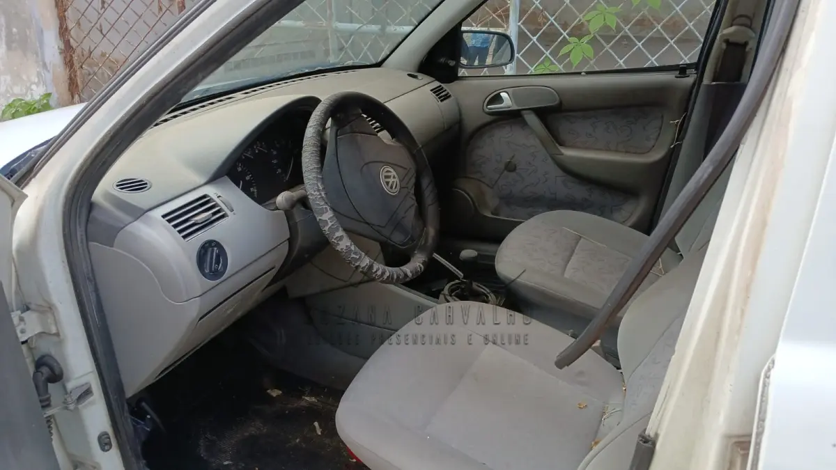 LOTE 001 - SUCATA VW GOL