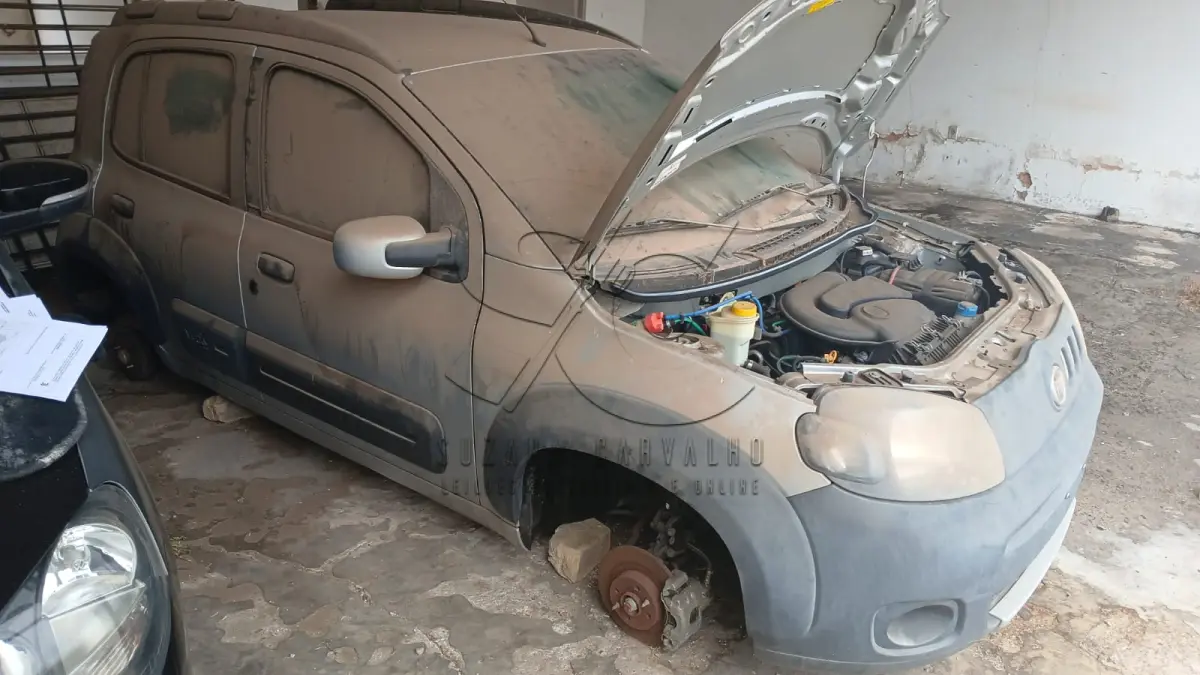LOTE 002 - FIAT UNO WAY
