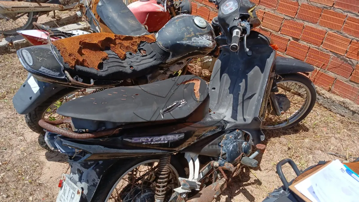 LOTE 007 - SUCATA YAMAHA T115 EM PARNAÍBA