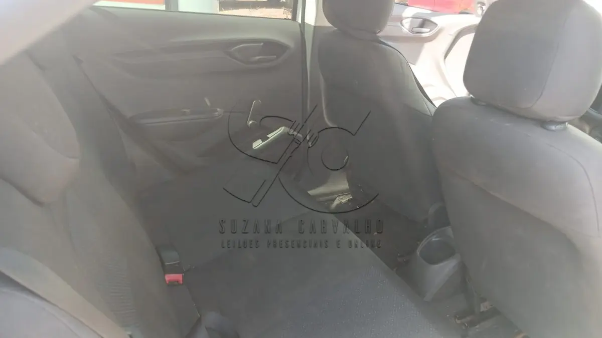 LOTE 013 - CHEVROLET ONIX 10MT 2017