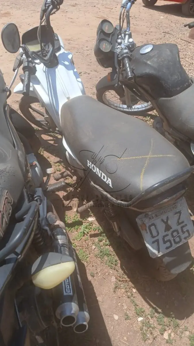 LOTE 007 - HONDA CG POP 100 2014/2015